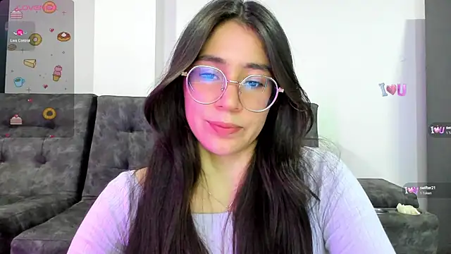 emmadiaz1 online show from January 18, 2025, 12:02 am