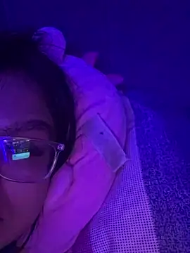 Dulce222 online show from January 14, 2026, 7:45 am