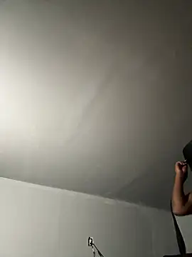 Snapshot of SluttyLyfe4L chatting on March 24, 2026, 11:49 pm SluttyLyfe4L online show from March 24, 2026, 11:49 pm