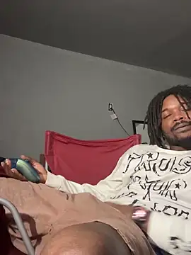 Snapshot of SluttyLyfe4L chatting on November 30, 2025, 2:12 am SluttyLyfe4L online show from November 30, 2025, 2:12 am