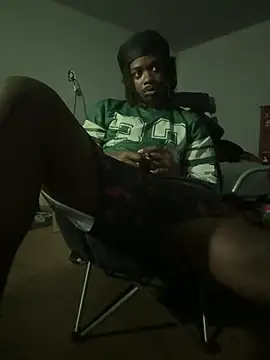 Snapshot of SluttyLyfe4L chatting on March 7, 2026, 1:49 pm SluttyLyfe4L online show from March 7, 2026, 1:49 pm