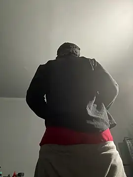 Snapshot of SluttyLyfe4L chatting on April 1, 2026, 1:41 pm SluttyLyfe4L online show from April 1, 2026, 1:41 pm