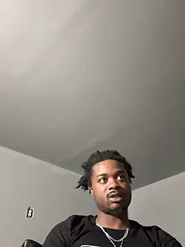 Snapshot of SluttyLyfe4L chatting on March 11, 2026, 12:37 am SluttyLyfe4L online show from March 11, 2026, 12:37 am