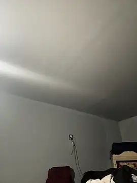 Snapshot of SluttyLyfe4L chatting on March 20, 2026, 11:22 am SluttyLyfe4L online show from March 20, 2026, 11:22 am