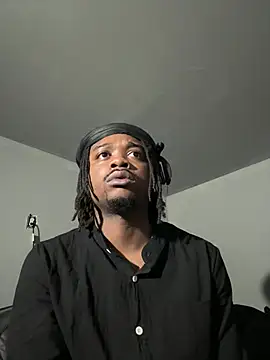 Snapshot of SluttyLyfe4L chatting on March 13, 2026, 2:49 am SluttyLyfe4L online show from March 13, 2026, 2:49 am