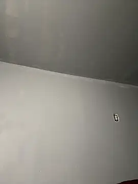 Snapshot of SluttyLyfe4L chatting on March 31, 2026, 3:47 pm SluttyLyfe4L online show from March 31, 2026, 3:47 pm