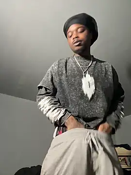 Snapshot of SluttyLyfe4L chatting on December 21, 2025, 12:24 am SluttyLyfe4L online show from December 21, 2025, 12:24 am