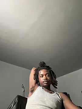 Snapshot of SluttyLyfe4L chatting on March 4, 2026, 12:51 am SluttyLyfe4L online show from March 4, 2026, 12:51 am