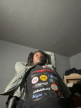 Snapshot of SluttyLyfe4L chatting on March 15, 2026, 2:24 pm SluttyLyfe4L online show from March 15, 2026, 2:24 pm