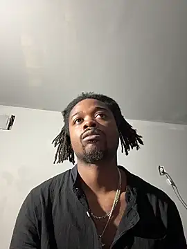 Snapshot of SluttyLyfe4L chatting on April 7, 2026, 1:35 pm SluttyLyfe4L online show from April 7, 2026, 1:35 pm