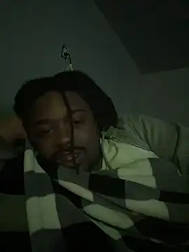 Snapshot of SluttyLyfe4L chatting on April 8, 2026, 3:13 pm SluttyLyfe4L online show from April 8, 2026, 3:13 pm