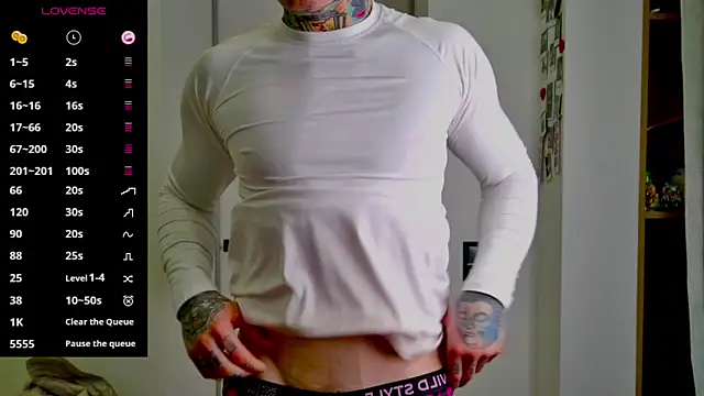 Snapshot of white_King9999 chatting on February 14, 2026, 4:18 pm white King9999 online show from February 14, 2026, 4:18 pm