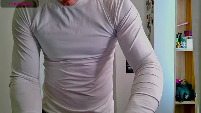 Snapshot of white_King9999 chatting on February 1, 2026, 12:36 pm white King9999 online show from February 1, 2026, 12:36 pm