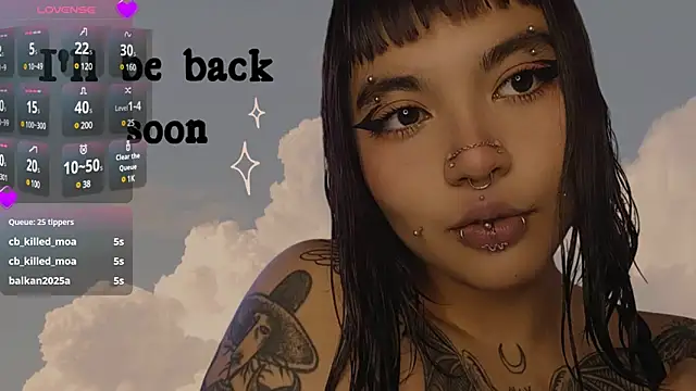 Snapshot of sheccid_ chatting on February 18, 2025, 3:10 pm sheccid online show from February 18, 2025, 3:10 pm