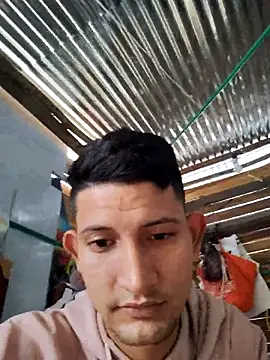 Juan Hotcaliemte online show from December 21, 2025, 1:35 pm