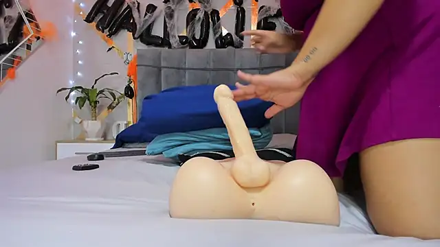 Caroliine Torres online show from October 21, 2025, 11:53 am