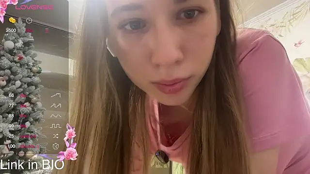 Snapshot of anna_kiss69 chatting on March 1, 2026, 6:52 pm anna kiss69 online show from March 1, 2026, 6:52 pm