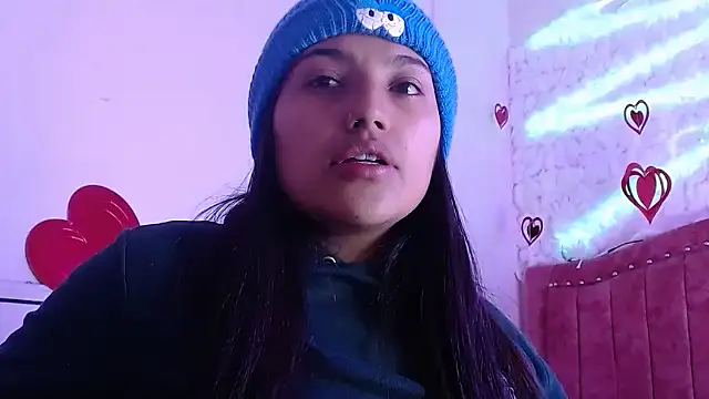 SarahStones online show from March 21, 2025, 5:11 am