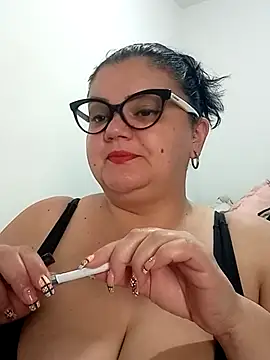 Madisonpalacio online show from November 22, 2025, 3:11 pm