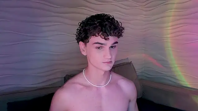 Snapshot of adam_21cm__ chatting on January 24, 2025, 4:49 pm adam 21cm online show from January 24, 2025, 4:49 pm