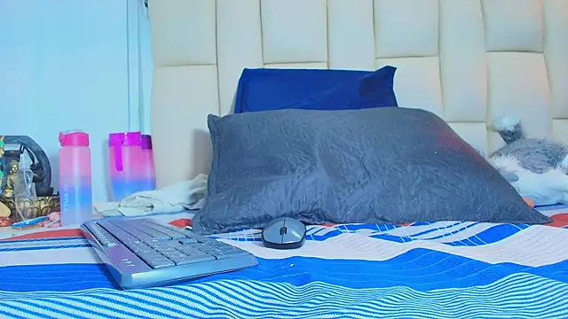 Snapshot of mss_mar chatting on December 23, 2025, 3:06 am mss mar online show from December 23, 2025, 3:06 am