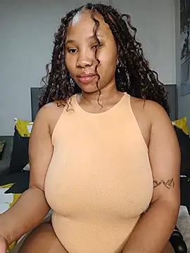 DrippinCaramelCutie online show from July 11, 2026, 7:58 pm