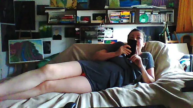 MariaAnaSunshine online show from October 10, 2025, 9:21 am