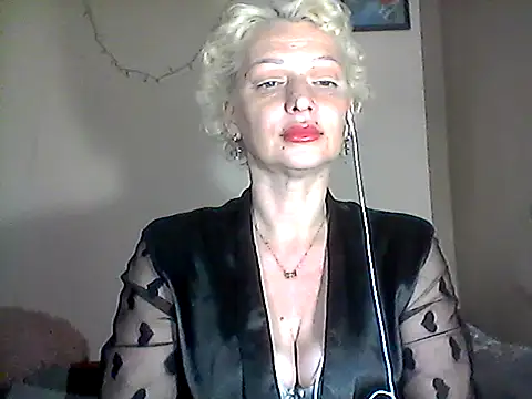 MaryJane441 online show from April 7, 2026, 7:59 pm