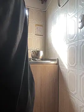 zoe roux21 online show from March 3, 2026, 8:49 pm