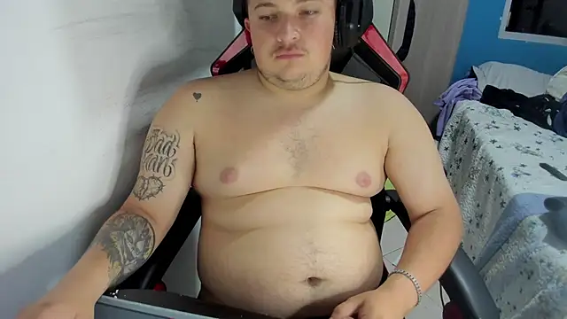 AndresChuboi online show from February 17, 2026, 1:58 am