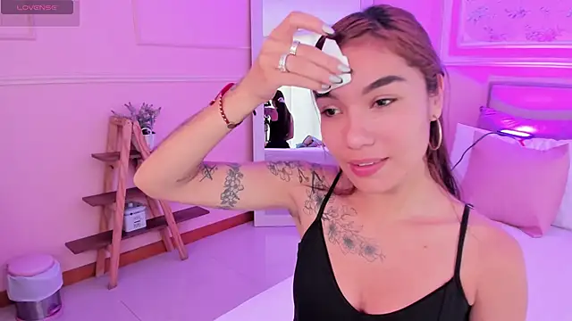 Snapshot of scarlet_castro chatting on February 27, 2026, 4:51 pm scarlet castro online show from February 27, 2026, 4:51 pm