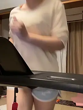 Tastemystrawberry online show from December 5, 2025, 11:42 am