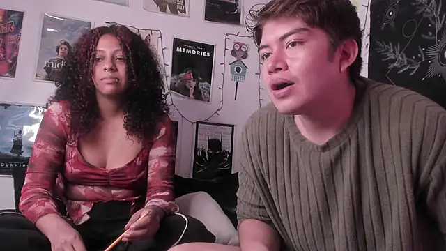 hothoneychile online show from November 14, 2025, 3:05 pm