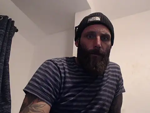 Snapshot of AnodicDemotic chatting on October 9, 2025, 7:58 pm AnodicDemotic online show from October 9, 2025, 7:58 pm