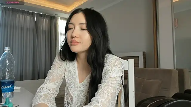 kirigaya asuna online show from December 26, 2024, 4:10 am