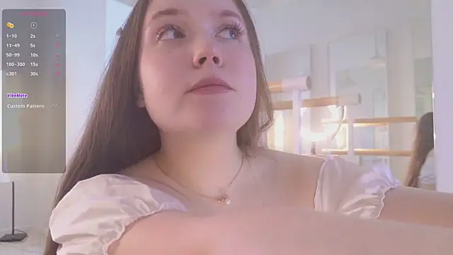 SunnyRisha online show from April 11, 2026, 12:20 pm