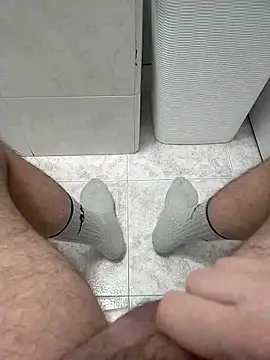 Snapshot of user_662 chatting on March 2, 2025, 6:03 pm user 662 online show from March 2, 2025, 6:03 pm