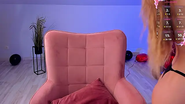 CherieDane online show from February 21, 2026, 1:13 pm