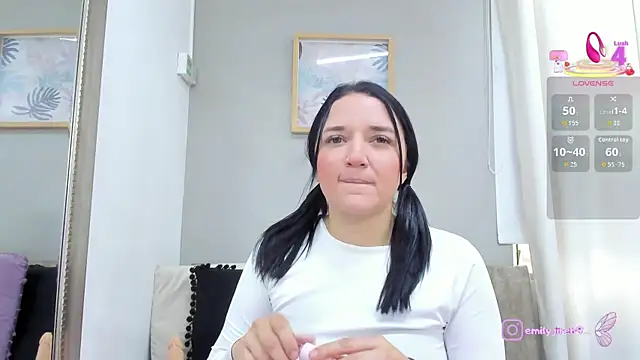  EmilyJireh  online show from April 13, 2026, 7:40 pm