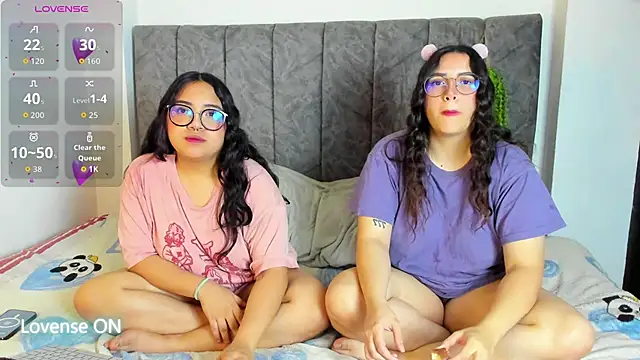 Snapshot of maddie-and-chelsea- chatting on March 15, 2026, 10:17 pm maddie-and-chelsea- online show from March 15, 2026, 10:17 pm