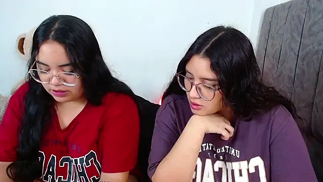 maddie-and-chelsea- online show from January 12, 2025, 10:43 pm