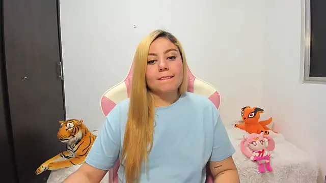 saori 9b online show from March 15, 2025, 12:25 am