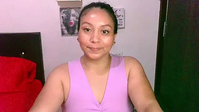 zaray bella online show from November 18, 2025, 10:34 pm