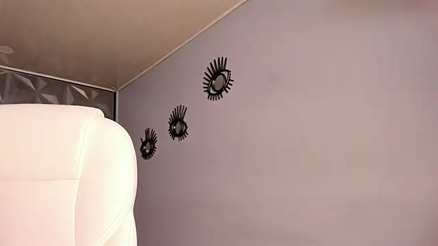 Giovanna oliveira online show from March 1, 2025, 7:51 am