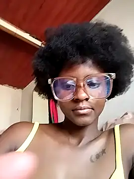 Snapshot of DarkDime01 chatting on October 7, 2025, 1:45 pm DarkDime01 online show from October 7, 2025, 1:45 pm