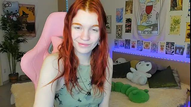 Snapshot of Sunny_Elly chatting on February 9, 2025, 8:32 am Sunny Elly online show from February 9, 2025, 8:32 am