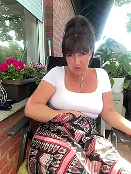 NatiLove35 online show from July 11, 2026, 7:41 am