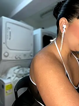 Snapshot of Alexa_Miss chatting on October 10, 2025, 7:25 pm Alexa Miss online show from October 10, 2025, 7:25 pm