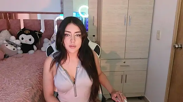 Angel lusst online show from December 26, 2024, 6:09 am