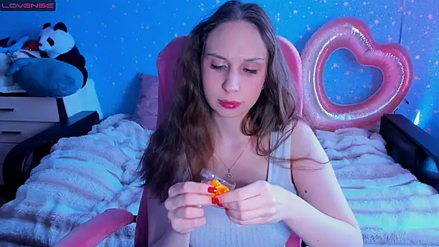 Snapshot of Traneba chatting on March 4, 2026, 9:39 am Traneba online show from March 4, 2026, 9:39 am